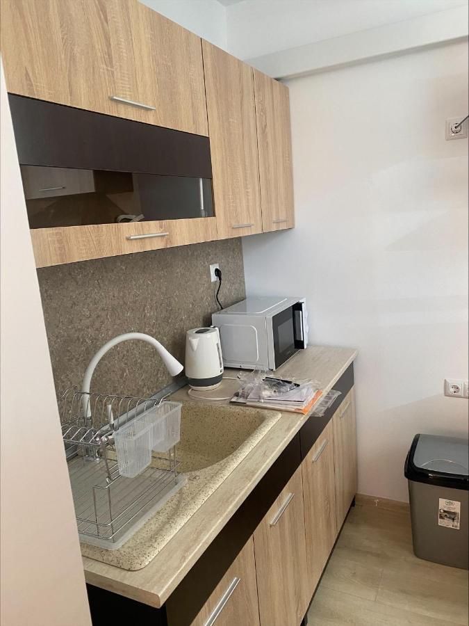 Apartamenti Eli เปาโมเรีย ภายนอก รูปภาพ
